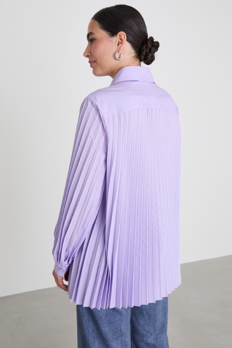 Camicia in crépe plissé