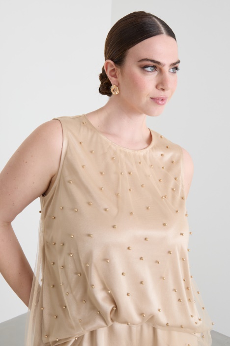 Top in tulle con perline