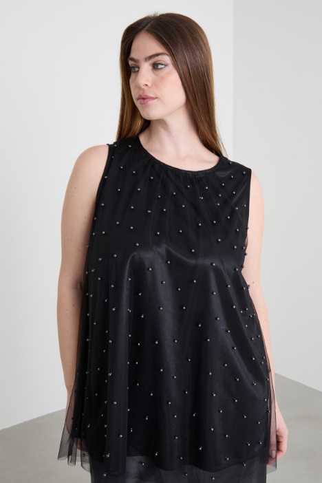 Top in tulle con perline