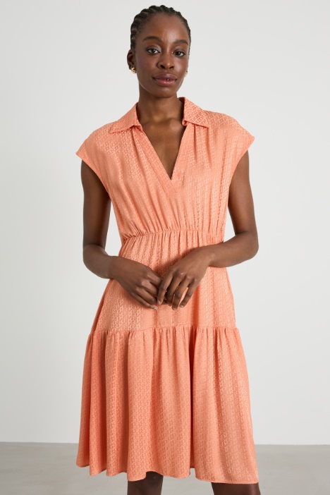 Vestido con volantes