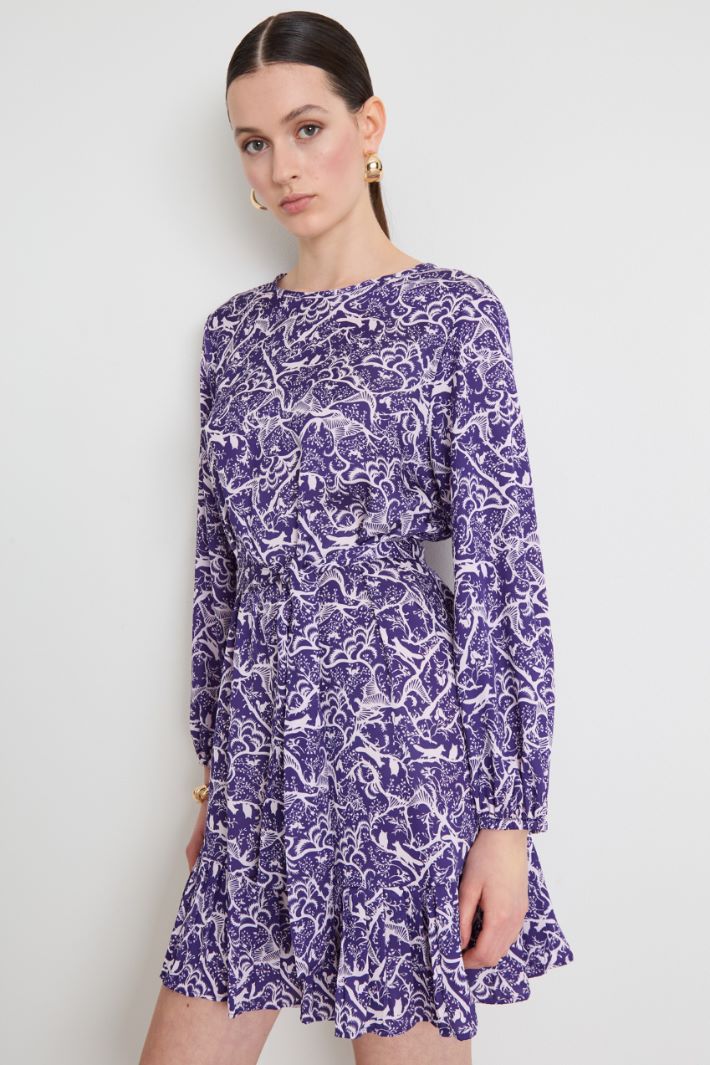 Figure-skimming dress Intrend - 2