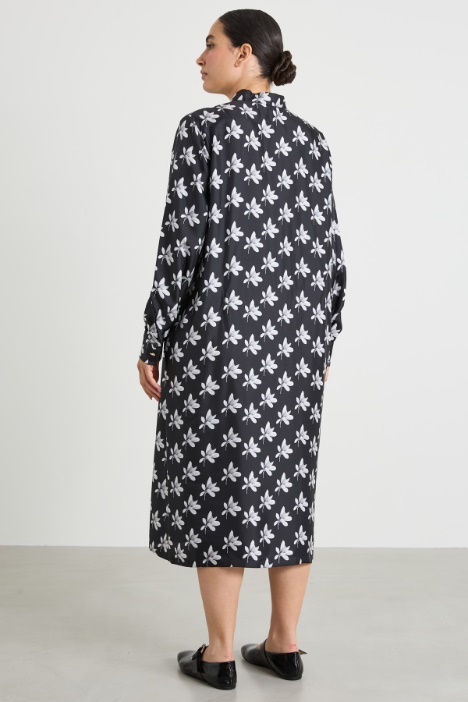 Abito in twill di seta