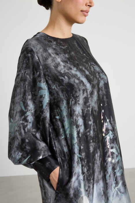 Vestido de raso de seda