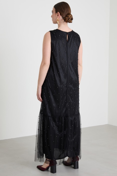 Abito in tulle con perline