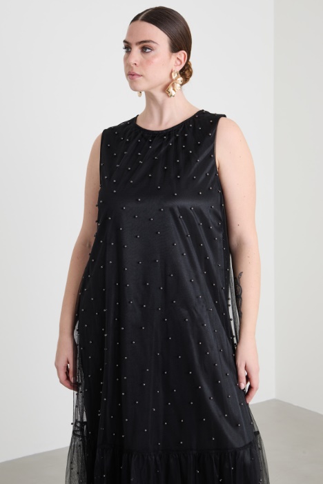 Abito in tulle con perline