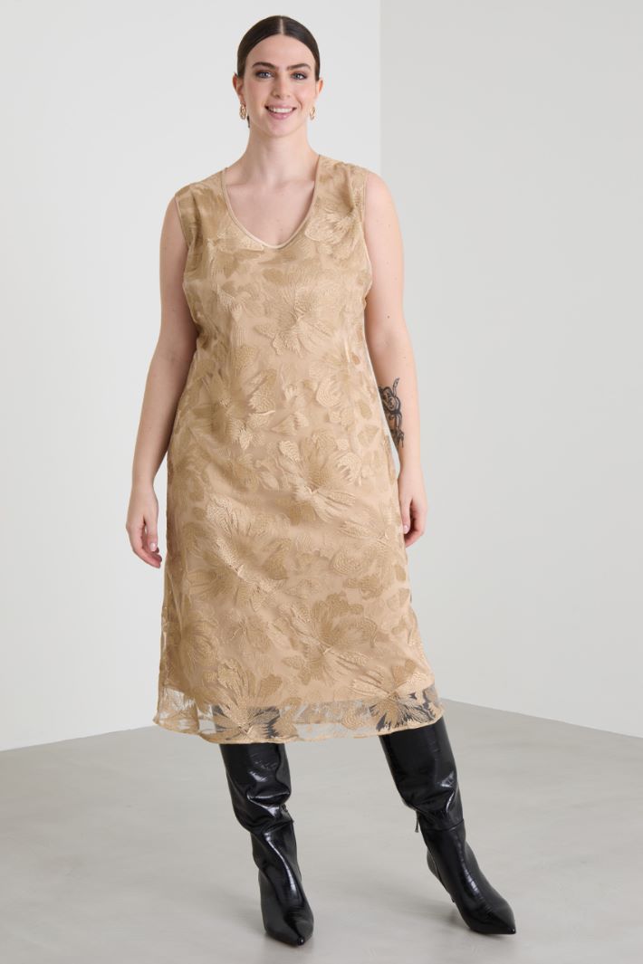 Embroidered tulle sheath dress Intrend - 2