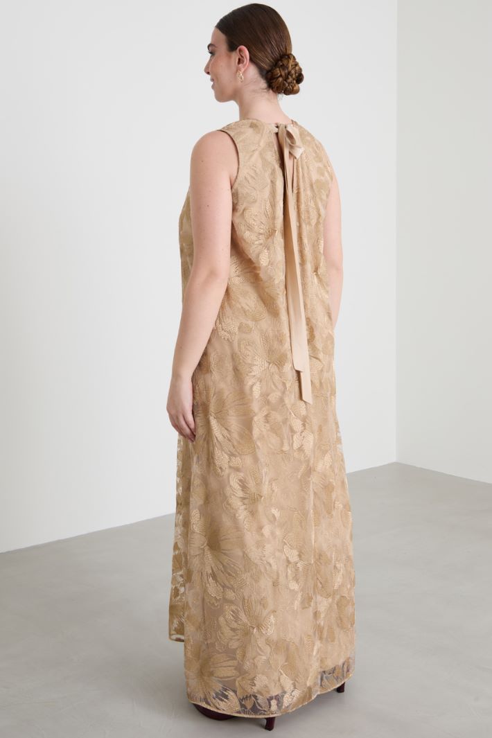 Abito lungo in tulle ricamato Intrend - 3