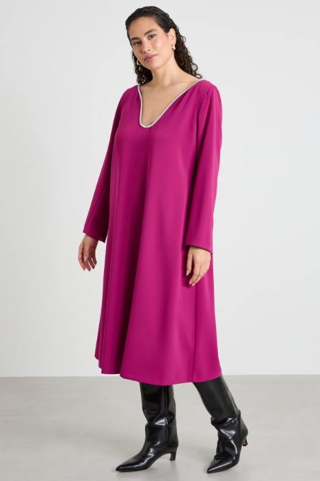 Abito in cady con pietre