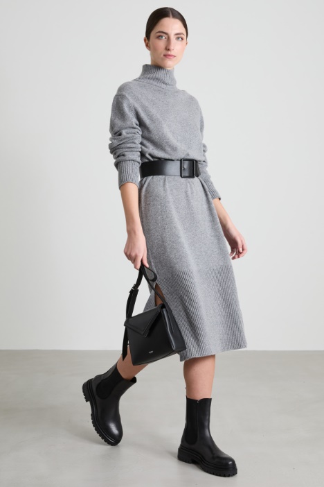 Knit dress Intrend