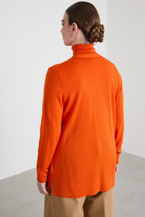 Cardigan in lana con taschini