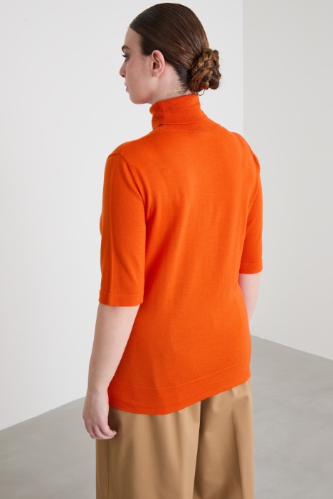 Dolcevita a mezze maniche