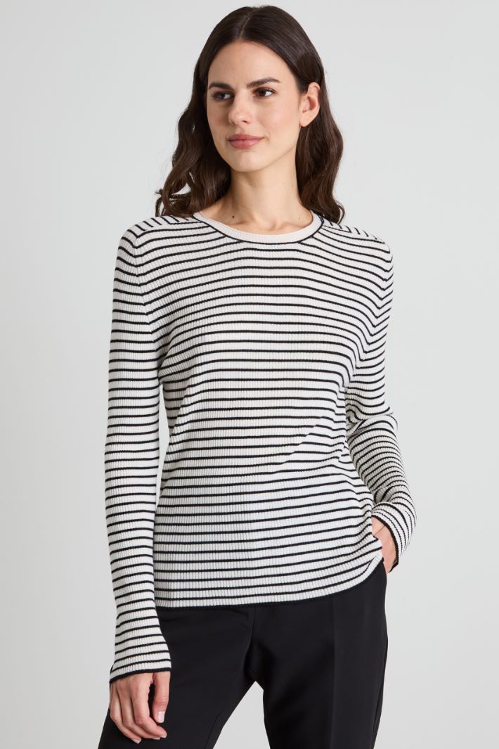 Slim wool sweater Intrend