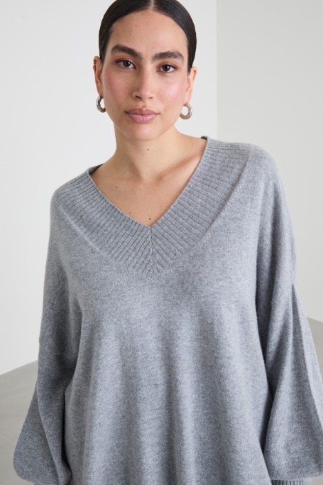 Maglia svasata in cashmere