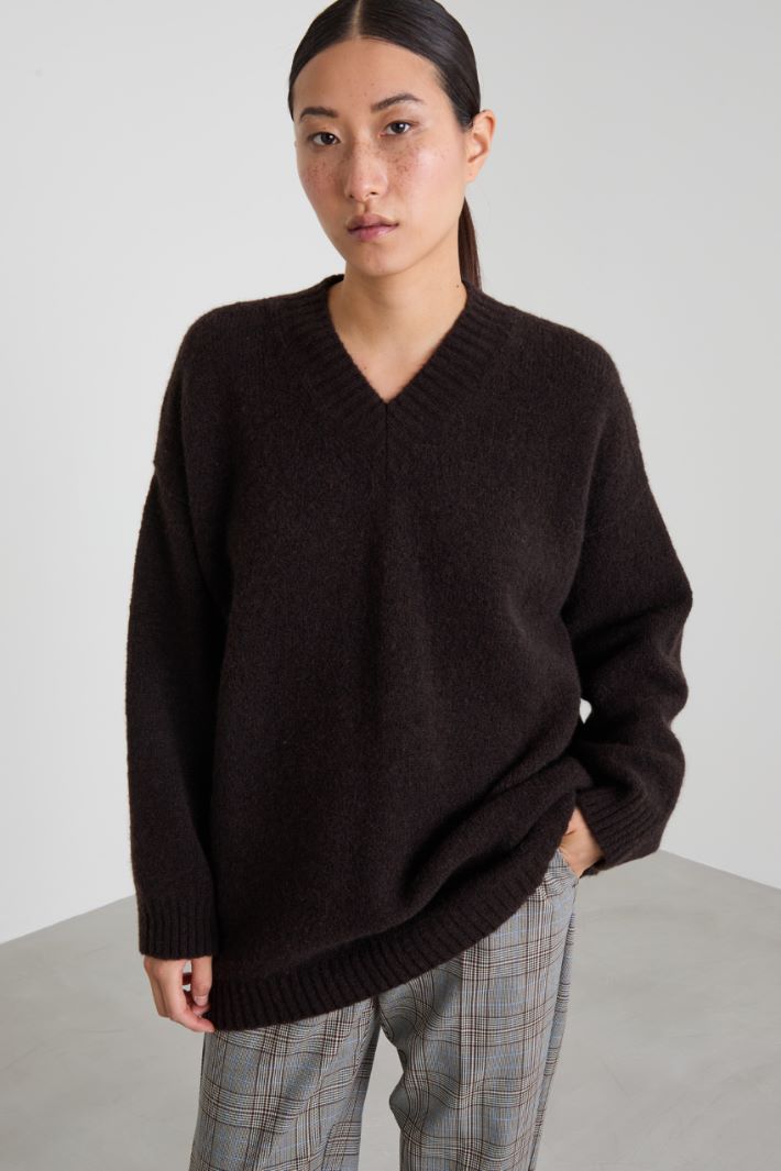 Wool and alpaca-blend yarn sweater Intrend - 3