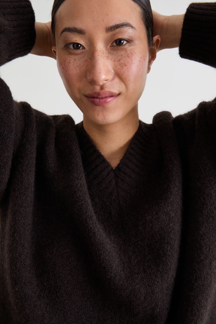 Wool and alpaca-blend yarn sweater Intrend - 4
