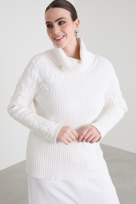 Maglia in cotone con ricami Intrend