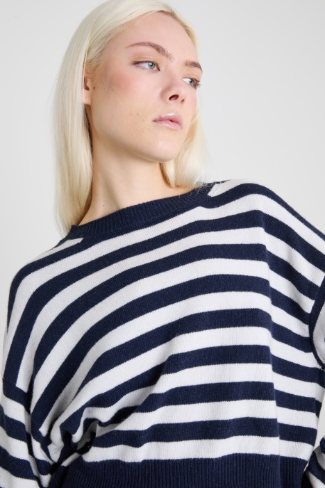 Maglia in viscosa e lana