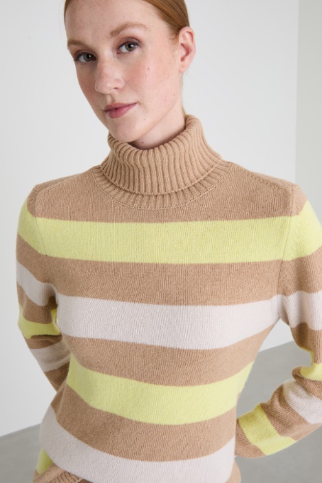 Dolcevita semiaderente