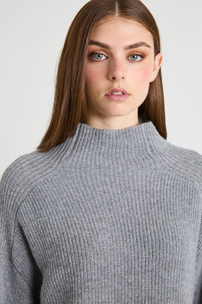 Crater neck sweater Intrend - 4