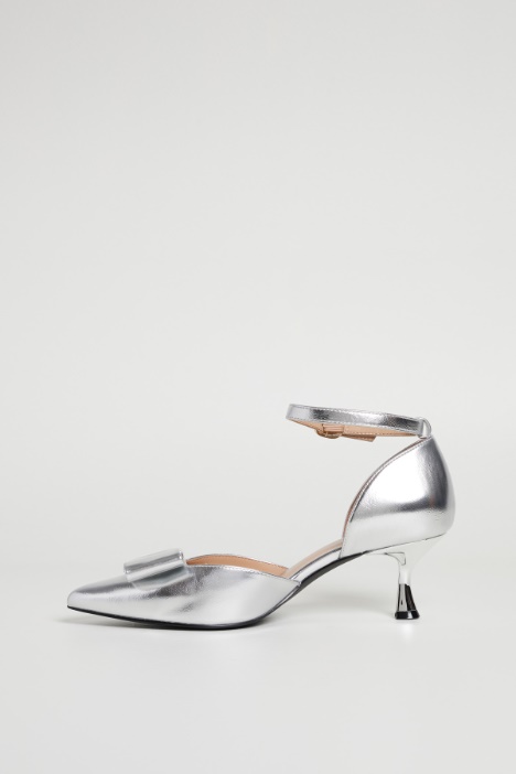 Décolleté con fiocco