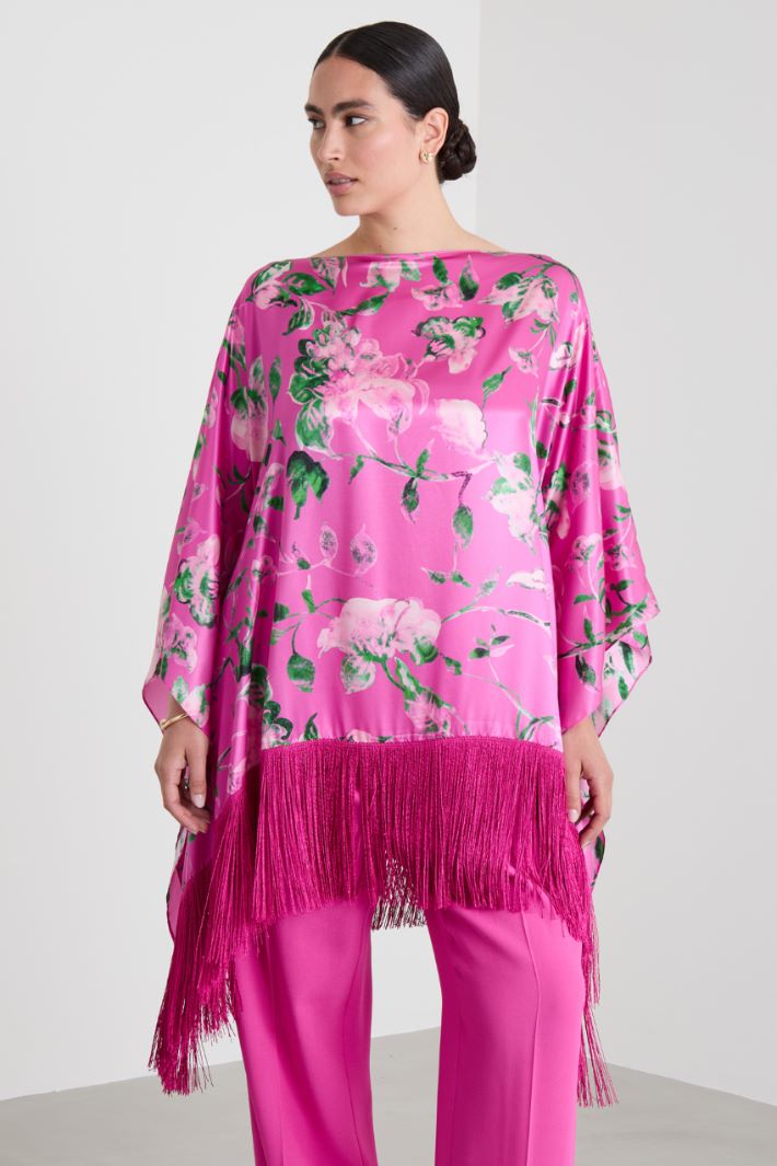 Satin poncho with fringes Intrend - 3