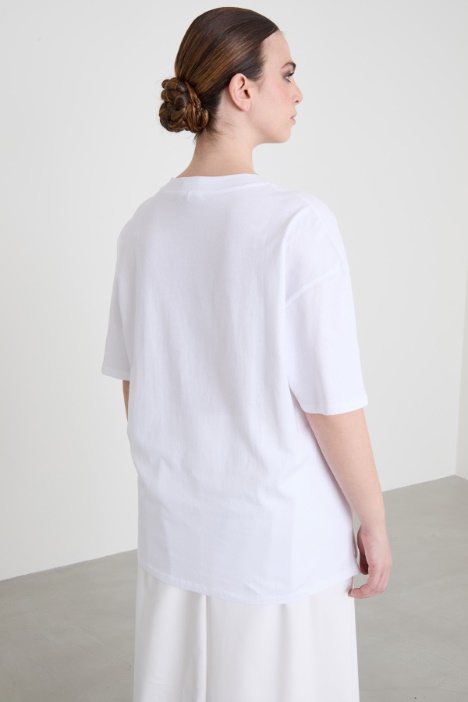 T-shirt in jersey con ricamo