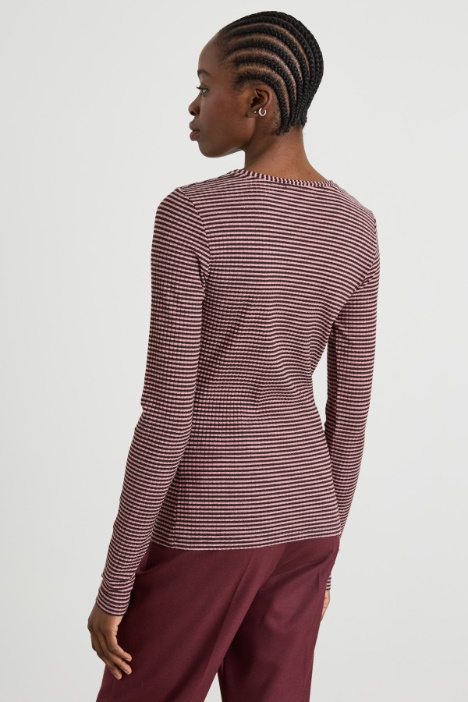 T-shirt semiaderente