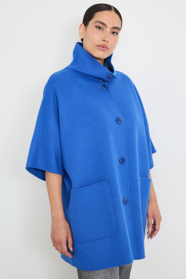 Double-faced wool-blend cape Intrend - 2