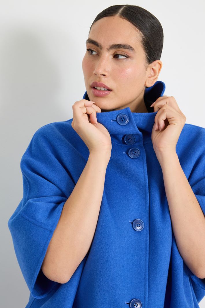 Double-faced wool-blend cape Intrend - 4