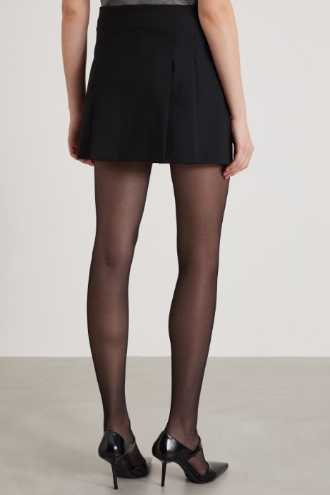 Minigonna con pieghe