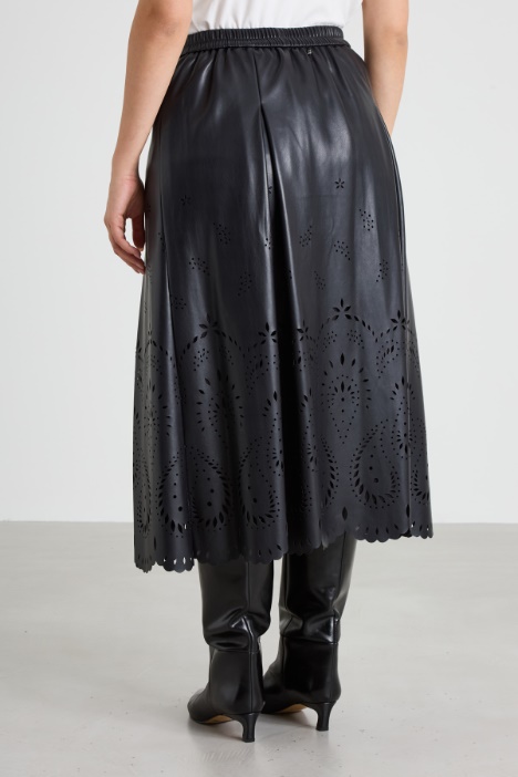 Falda de piel sintética