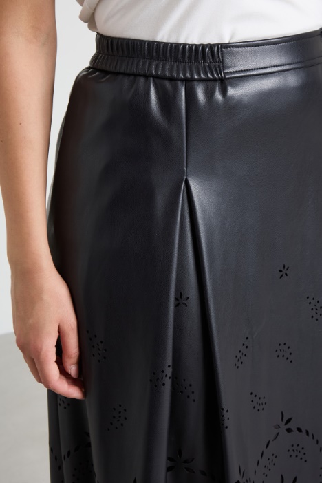 Falda de piel sintética