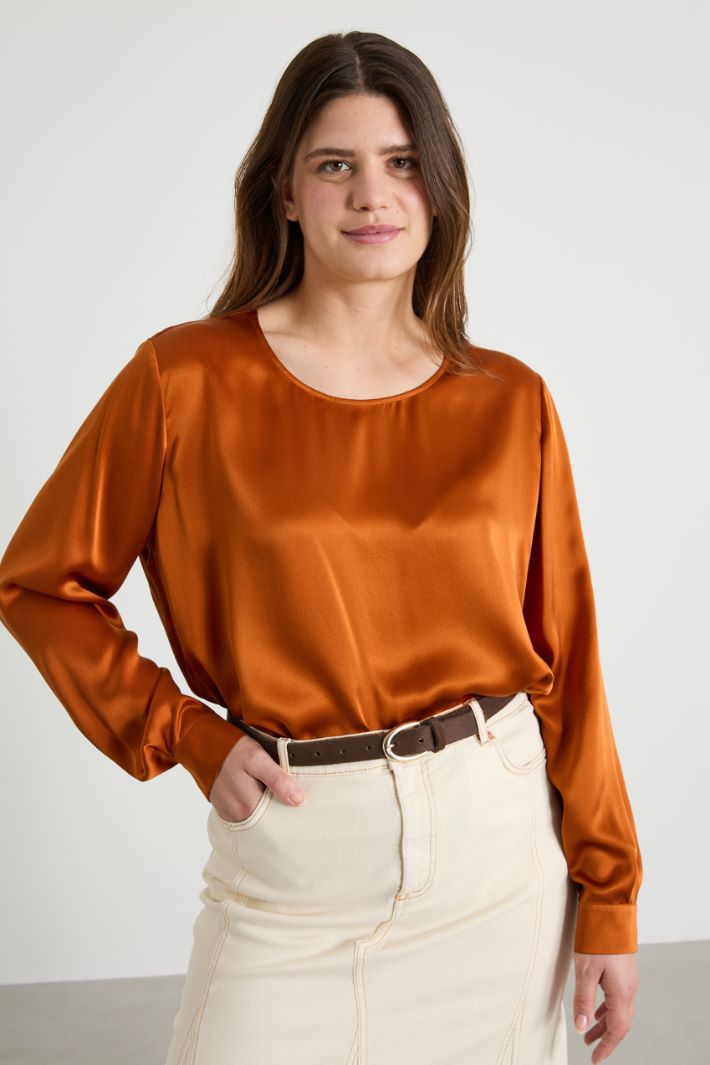 Silk satin blouse Intrend