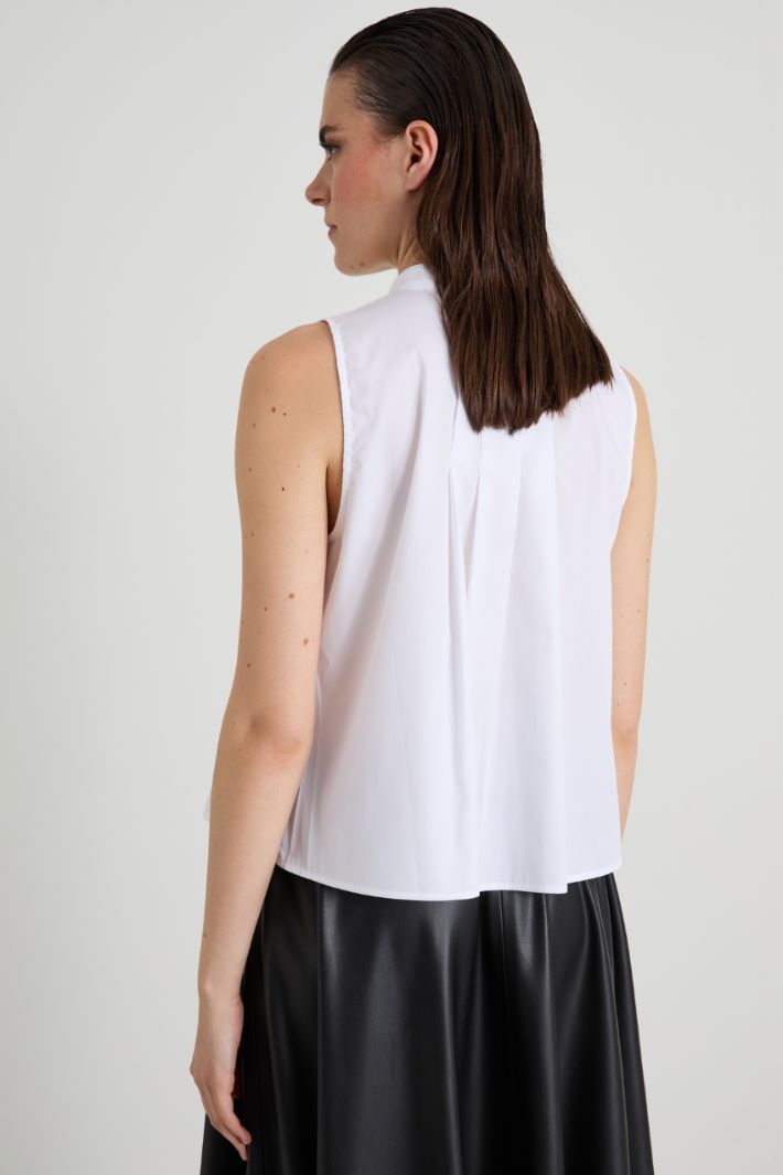 Top with flat pleats Intrend - 2
