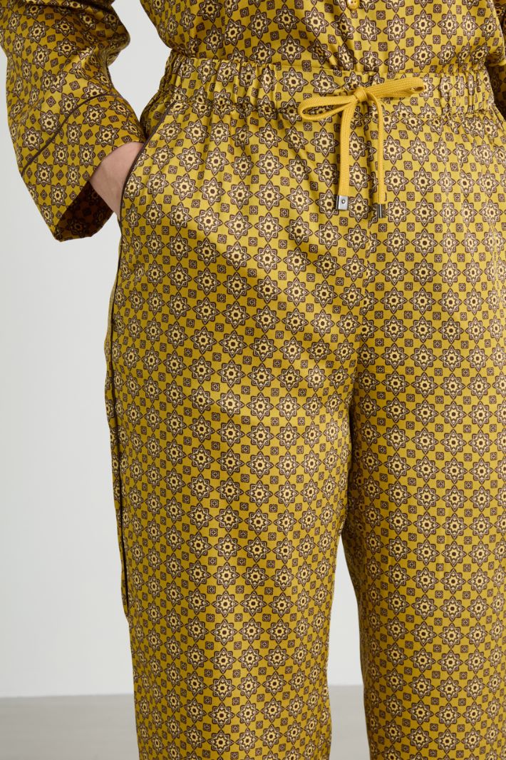 Printed twill trousers Intrend - 4