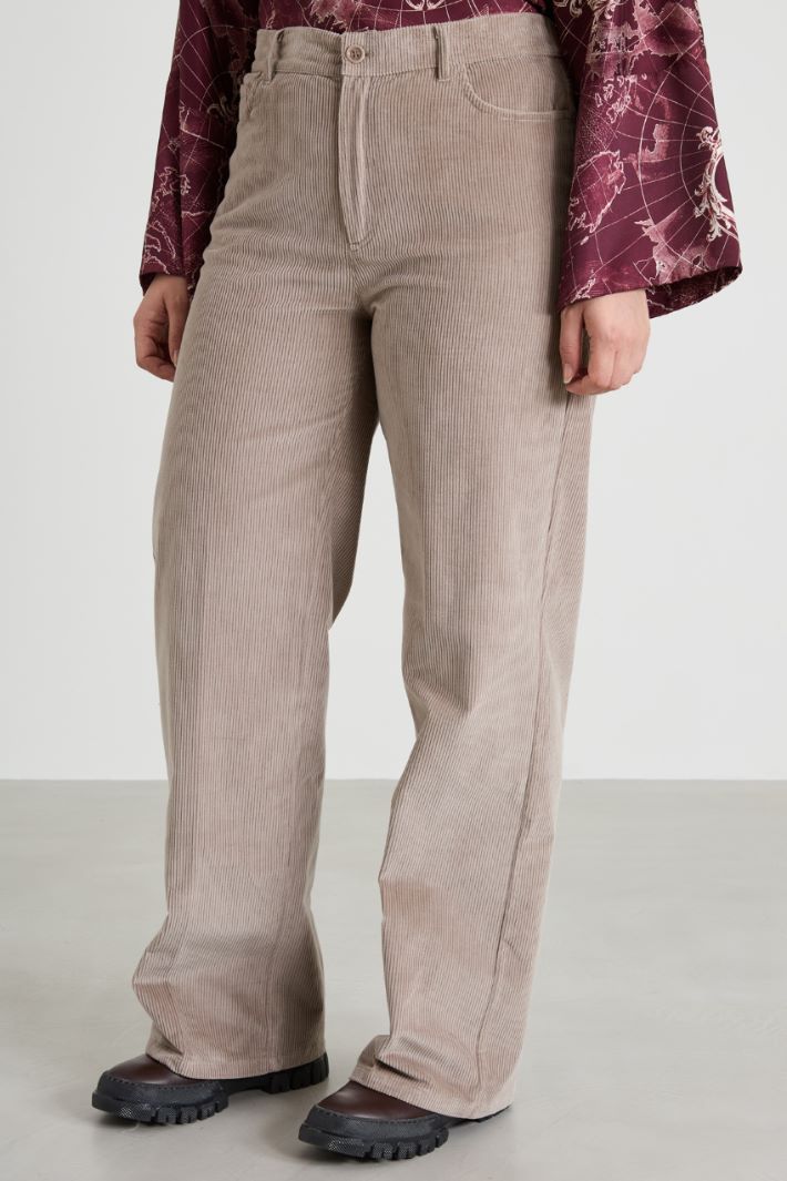 Pantaloni in velluto a coste Intrend - 2
