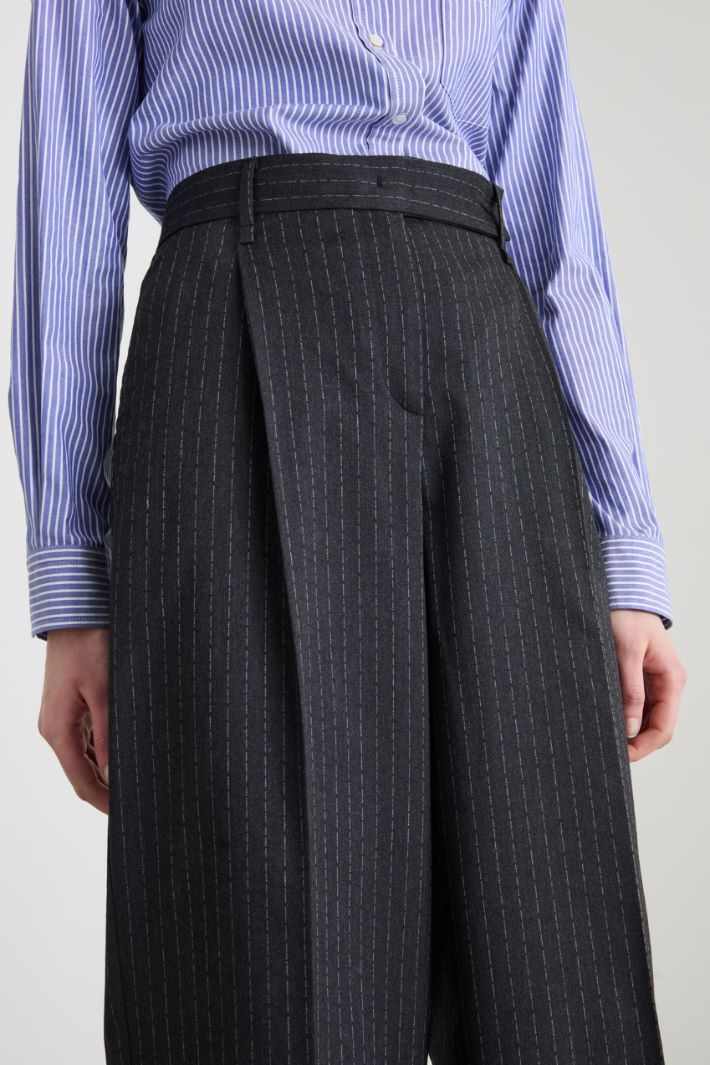 Pinstriped trousers Intrend - 4