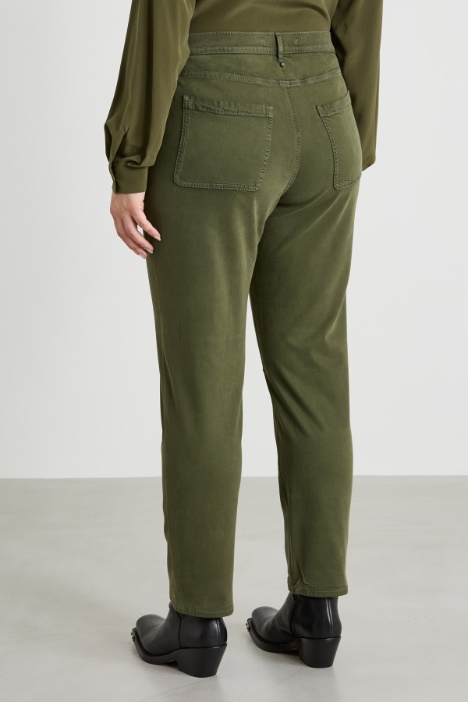Pantaloni in gabardina