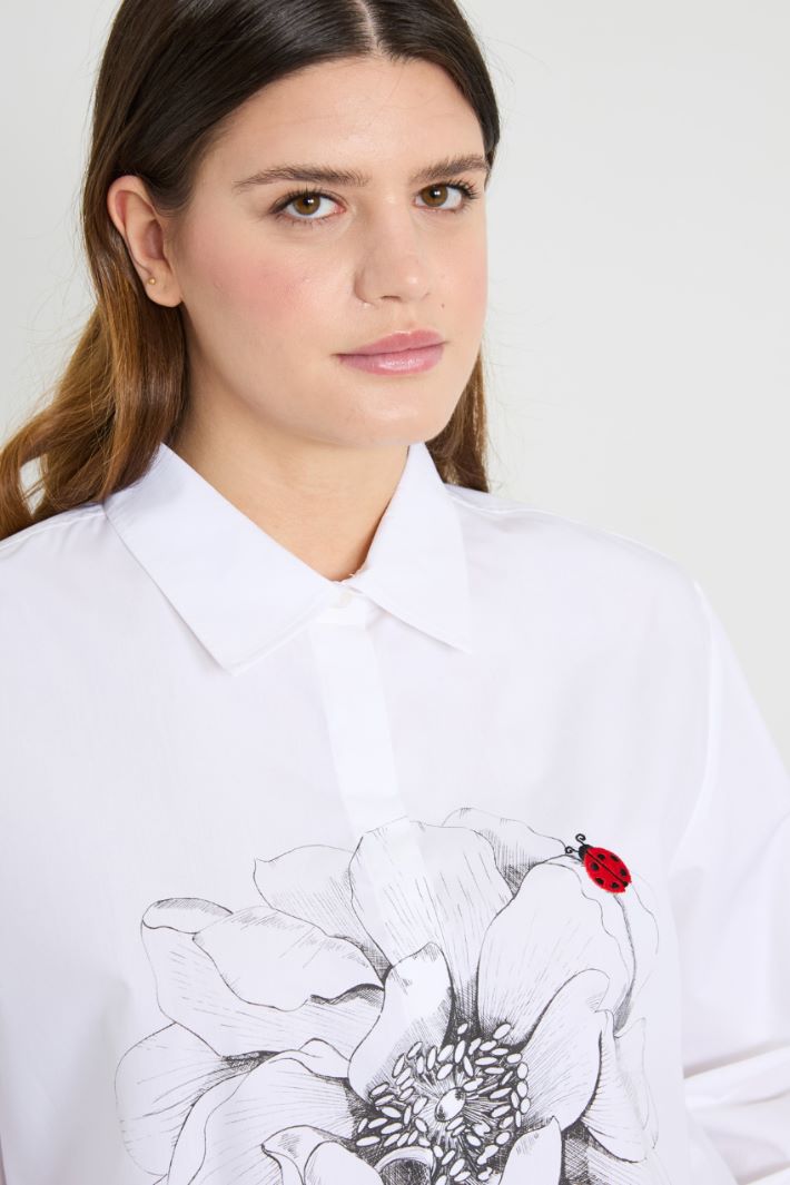 Embroidered poplin shirt Intrend - 4