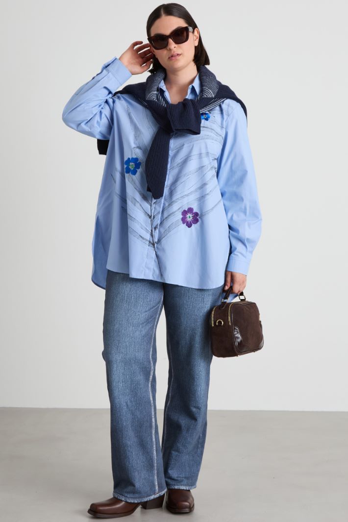 Embroidered poplin shirt Intrend - 3