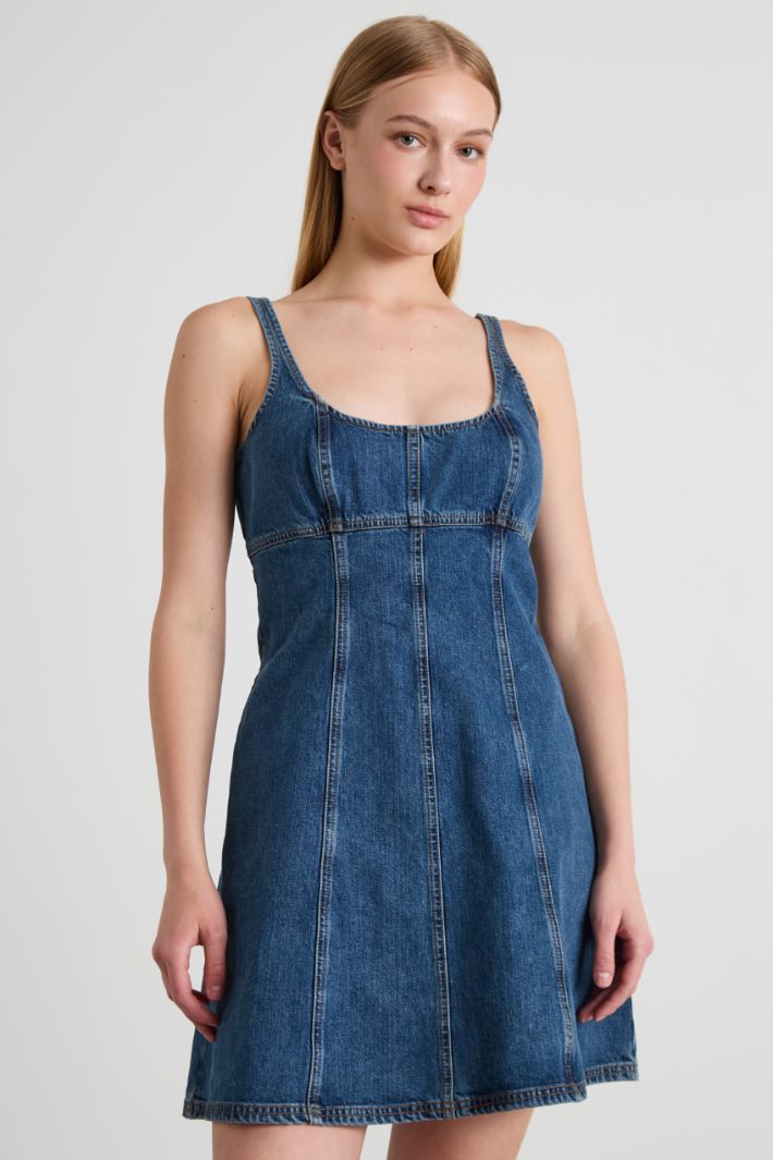 Mini dress in denim Intrend - 2