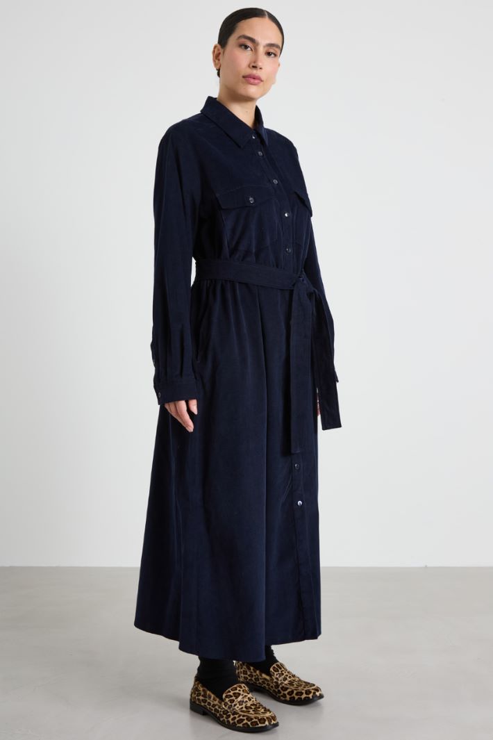 Vestido camisero de terciopelo Intrend - 2