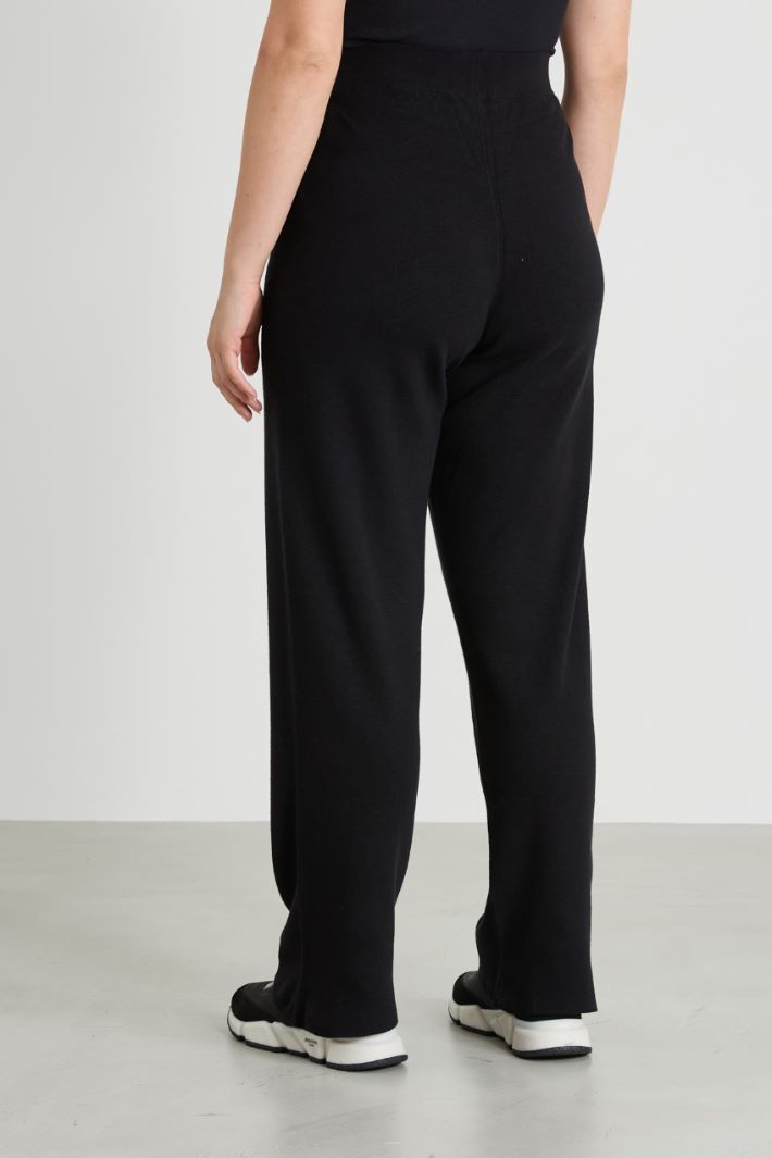 Viscose yarn trousers Intrend - 3