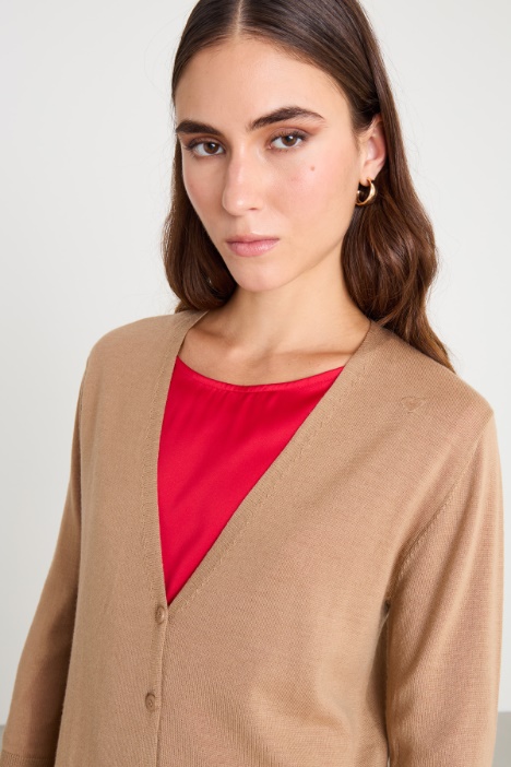 Cardigan in lana vergine