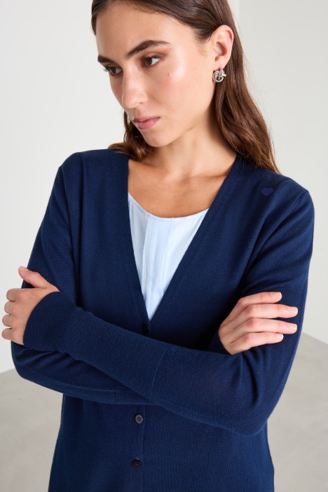 Cardigan in lana vergine