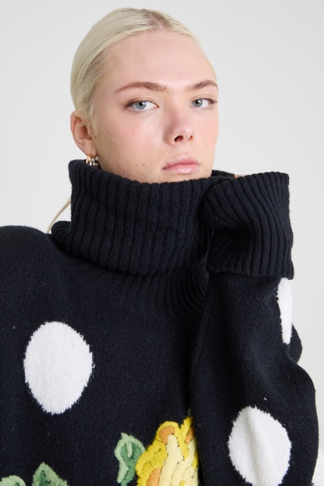 Maxi maglia con ricamo