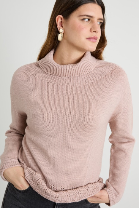 Maglia con collo ad anello