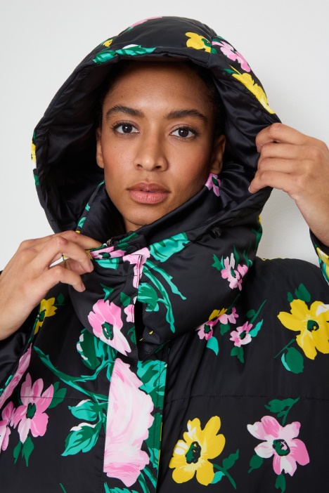 Anorak acolchado con estampado floral
