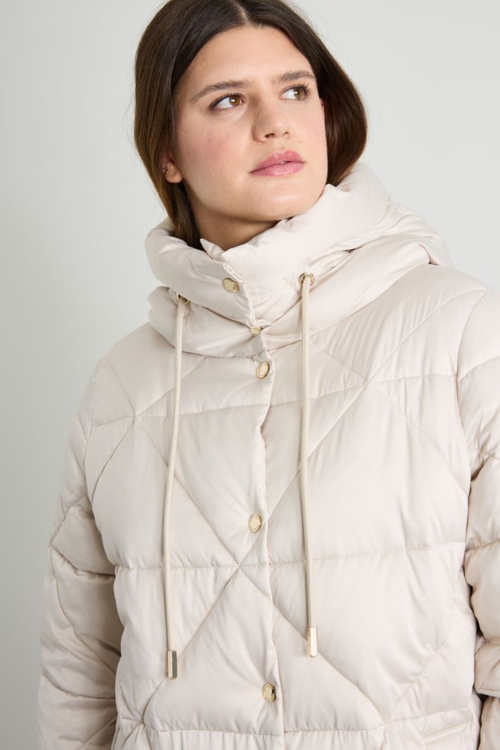 Padded jacket in water-repellent satin Intrend - 4