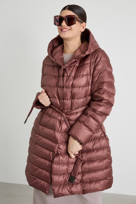 Piumino con cappuccio